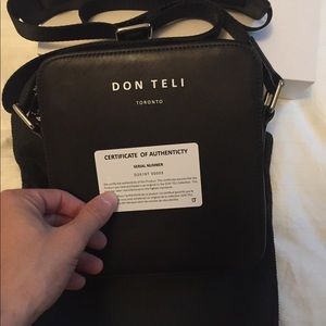 Authentic Don teli messenger bag